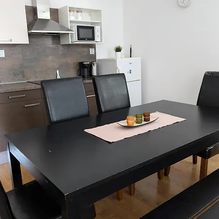 Apartment & Parking *